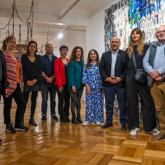 Cecal UdeC inaugura BienalSur con exposición internacional de arte contemporáneo