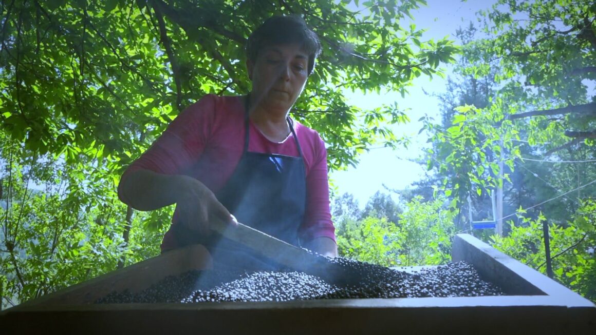 Documental Documental y mediaciones artísticas sobre patrimonio y memoria en la programación de CECAL UdeC