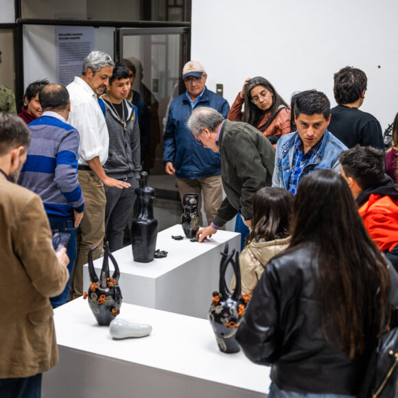 Cerámica de Quinchamalí protagoniza exposición fruto de la vinculación entre la UdeC Campus Chillán y BienalSur